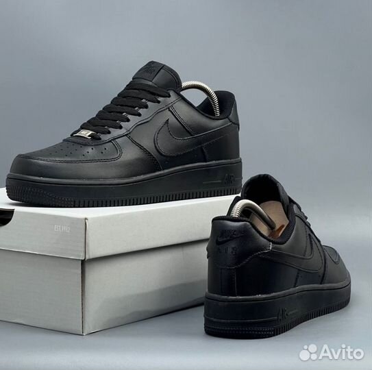 Черные Nike Air Force 1