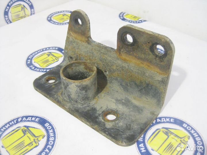 Кронштейн бампера правый 54905001178 KAMAZ, 5490 N
