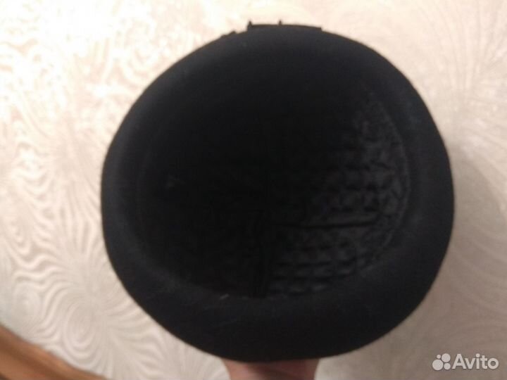 Берет фетровый женский