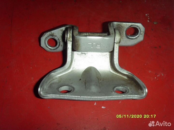 Петля двери 794102D000 Kia Ceed 1 (ED) 2007- 2012