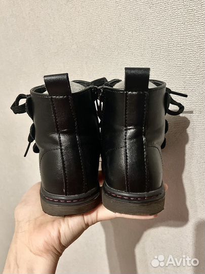 Ботинки демисезонные для девочки 23 размер