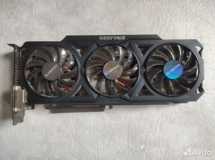 Видеокарта 2Gb gigabyte radeon R9 270X Ultra Durab