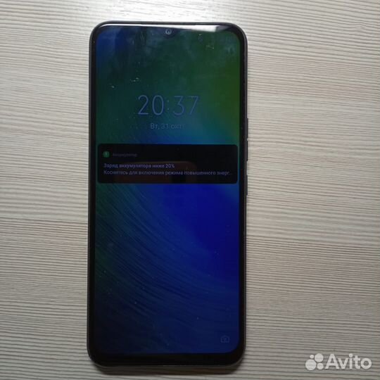 TECNO Spark 8, 4/64 ГБ