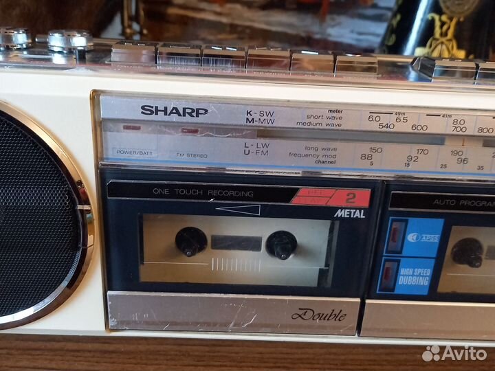Кассетная магнитола sharp qt77