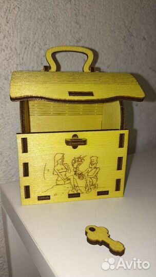 Подарочный сундучок