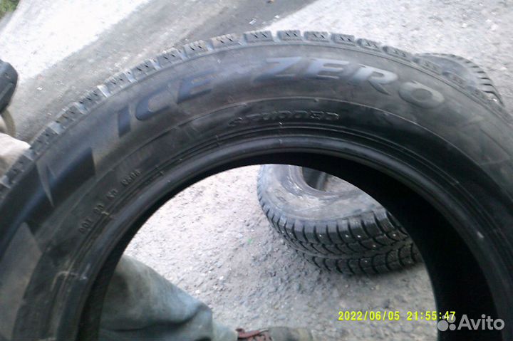 Pirelli Ice Zero 235/60 R18