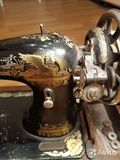 Швейная машина