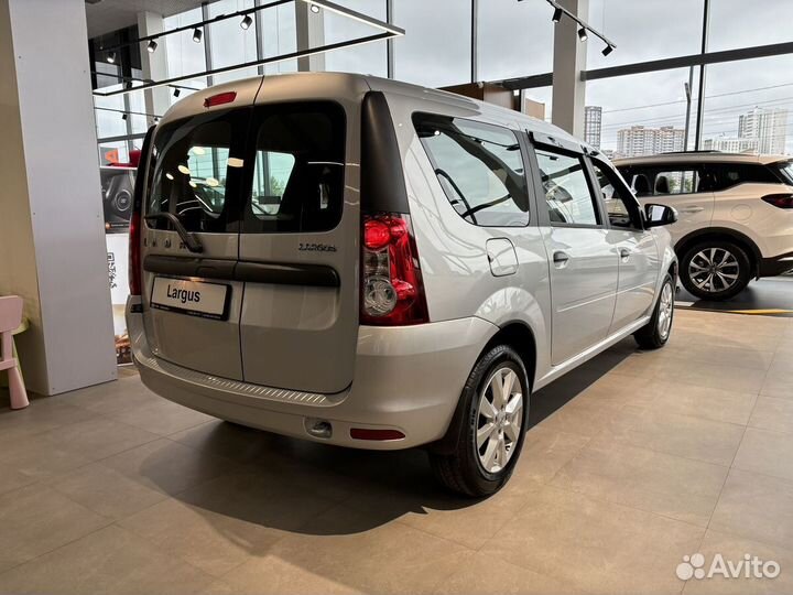 LADA Largus 1.6 МТ, 2024