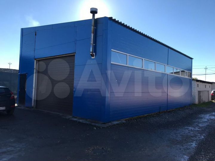 Гараж, > 30 м²