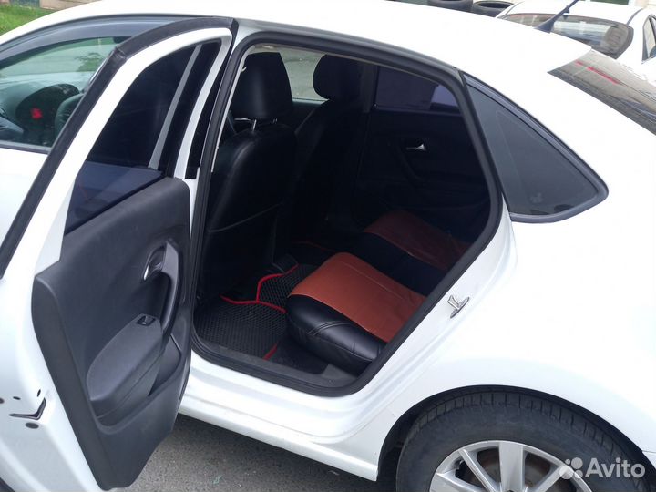 Volkswagen Polo 1.6 МТ, 2014, 450 000 км