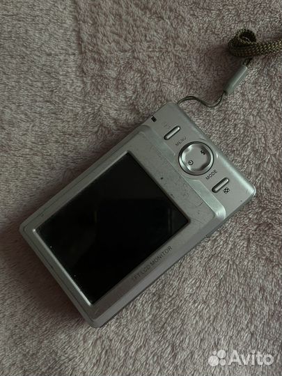 Компактный фотоаппарат