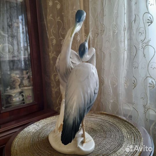 Антикварная статуэтка 