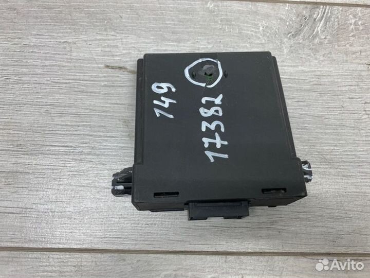 Блок комфорта Volkswagen Golf хэтчбек cayb 2010