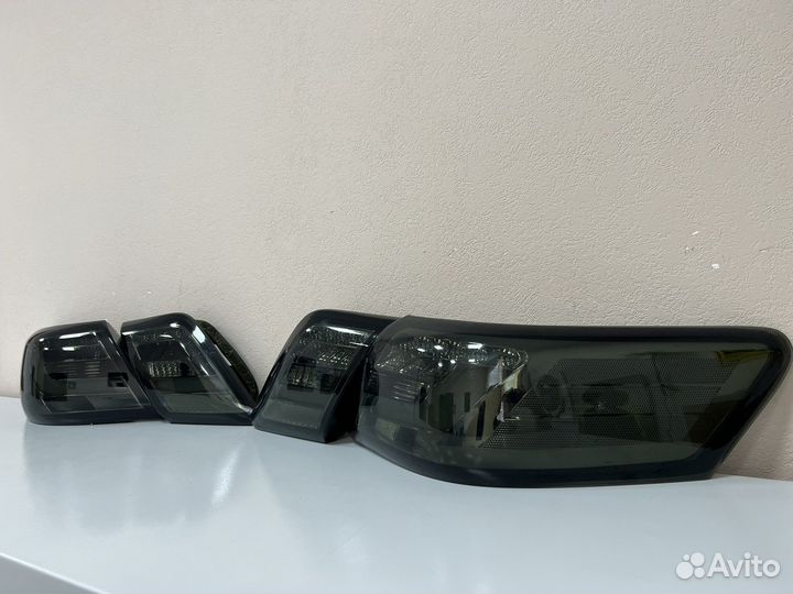 Задние фонари (стоп-сигналы) Toyota Camry 40