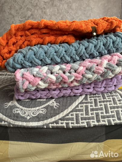 Плед детский вязаный