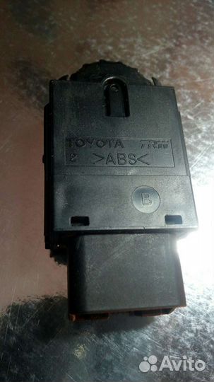 Корректор фар регулятор на Toyota