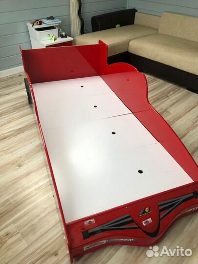 Комлект детской мебели