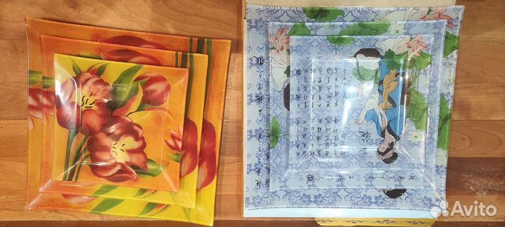 Набор квадратных тарелок из стекла