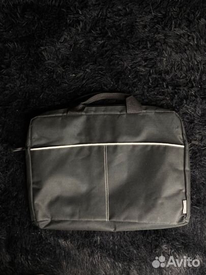 Сумка для ноутбука 15.6 в хорошем состоянии