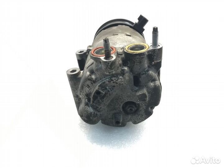 Компрессор кондиционера Ford Mondeo седан 2.3 2010