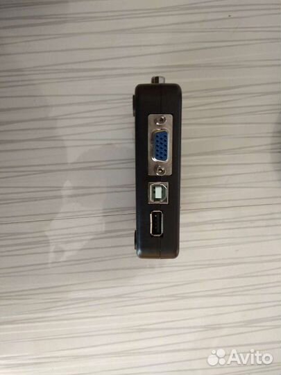 KVM switch / коммутатор клавиатуры,мыши,монитора