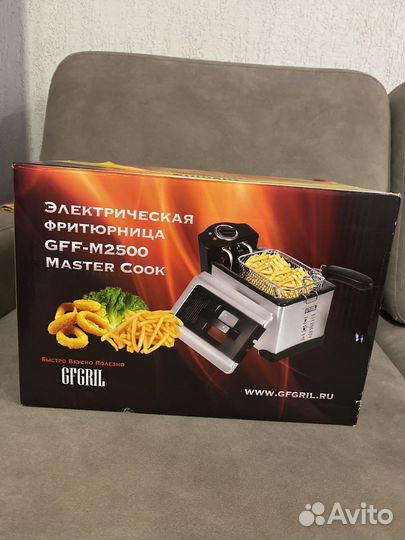 Фритюрница новая в упаковке