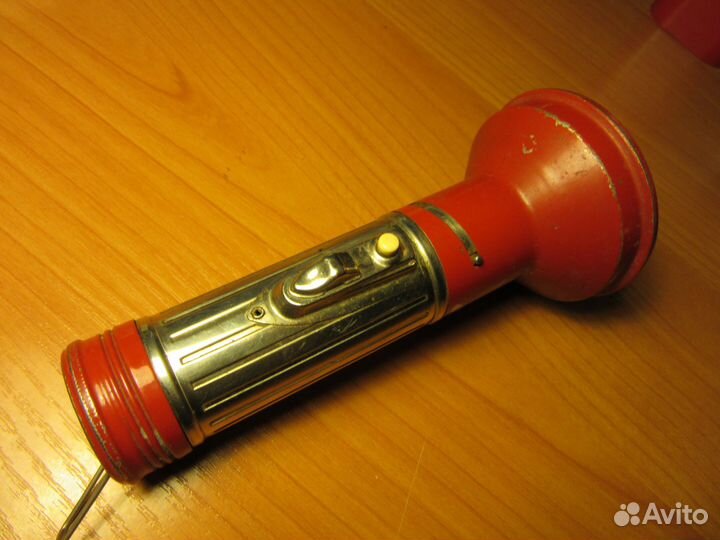 Фонарь на батарейках