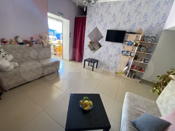 Комната 16 м² в > 9-к., 1/24 эт.