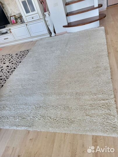 Ковер с высоким ворсом