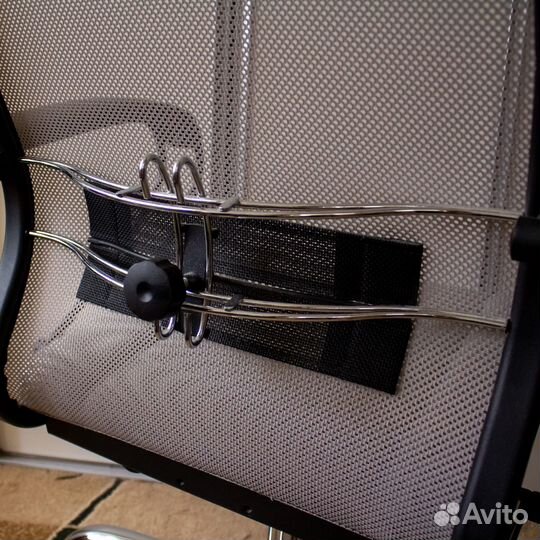 Компьютерное кресло Метта