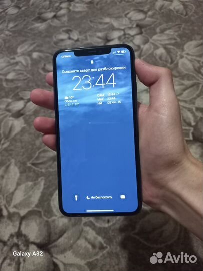 iPhone 11 Pro Max, 64 ГБ