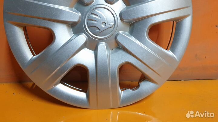 1 шт колпаков R14 Skoda (14 диаметр)