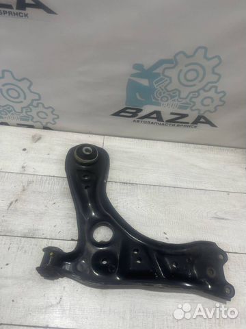 Рычаг передний правый Volkswagen Polo 5