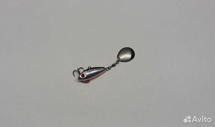 Тейл спиннер