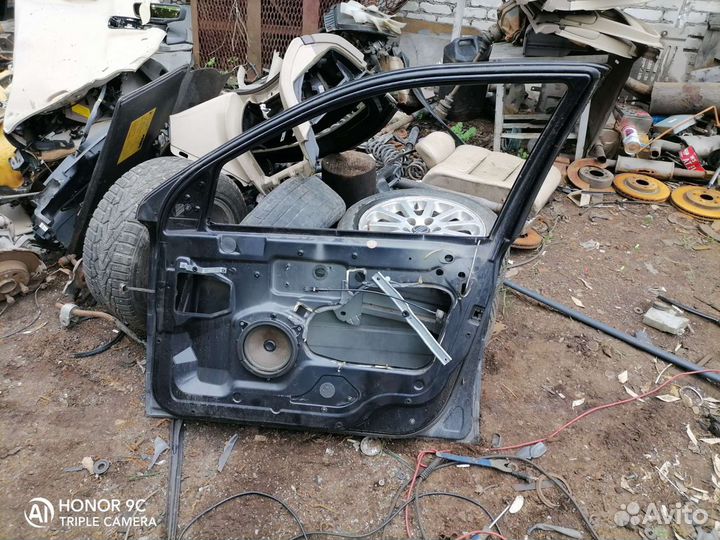 Дверь передняя правая volvo s80
