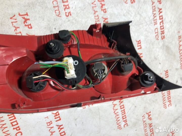 Фонарь задний правый Peugeot 407 купе ES9A 2007