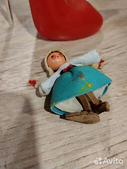 Винтажная кукла