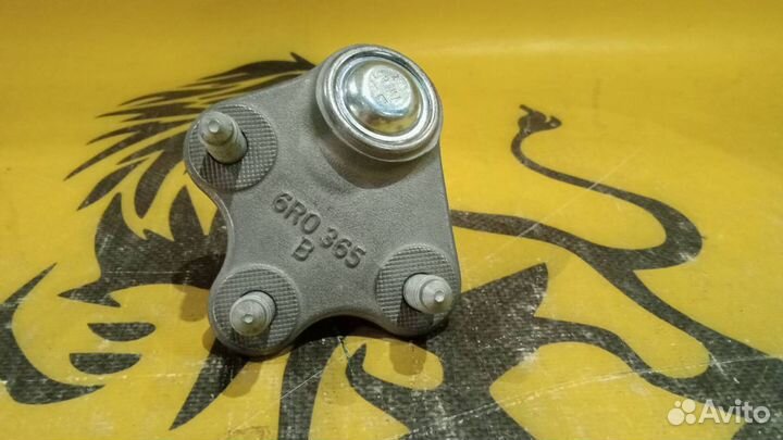 Шаровая опора левая Volkswagen Polo 5 2011 VAG