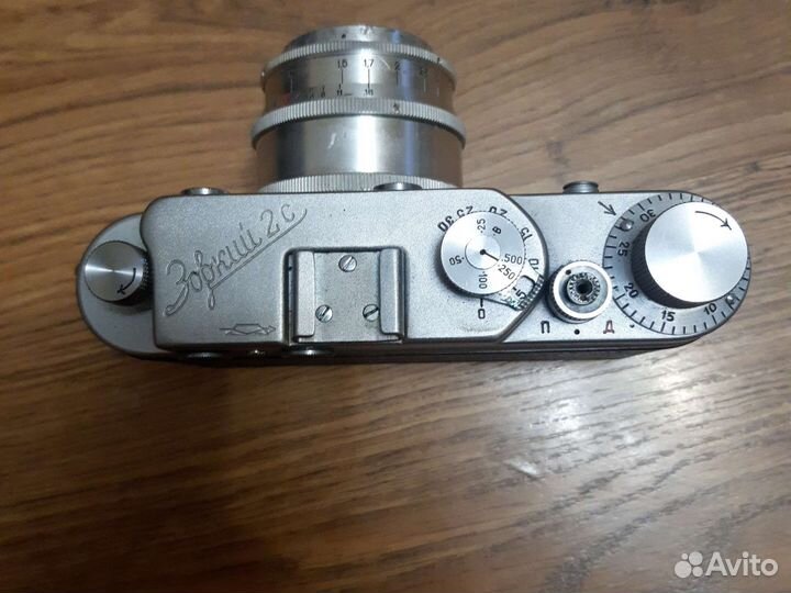 Пленочный фотоаппарат