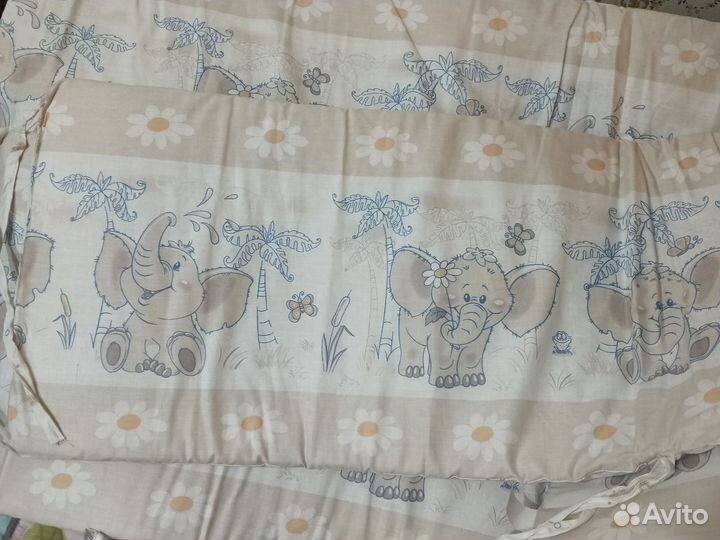 Бортики в детскую кроватку новые