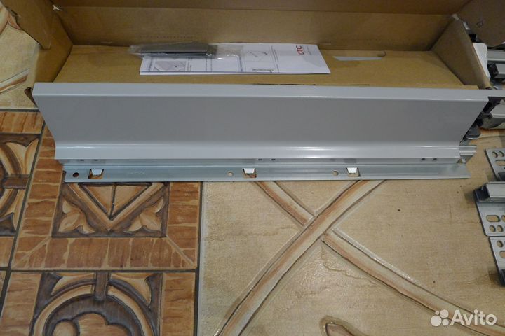 Система металлических ящиков DTC