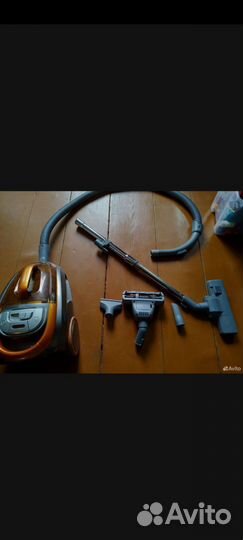 Пылесос 2000 Вт