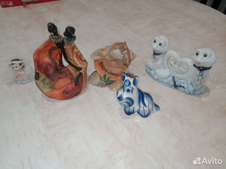 Фигурки декоративные