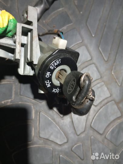 Замок зажигания Kia Rio 1 00-05г