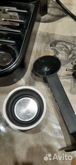 Кофеварка рожковая delonghi ec 685