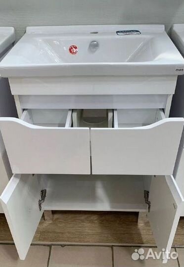 Тумба с раковиной