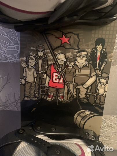 Сноуборд с креплениями и ботинками 37