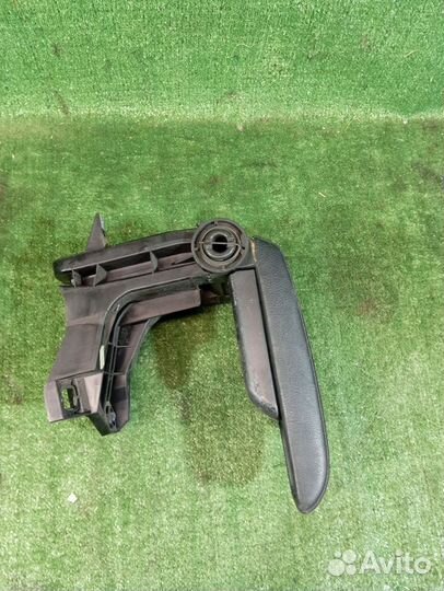 Подлокотник BMW 3 E46