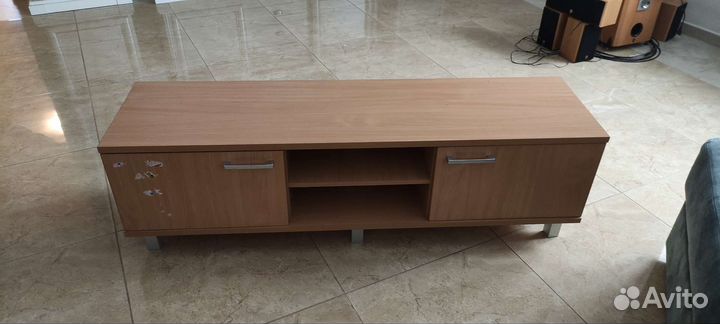 Тумба под телевизор