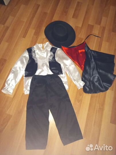 Новогодний костюм для мальчика zorro